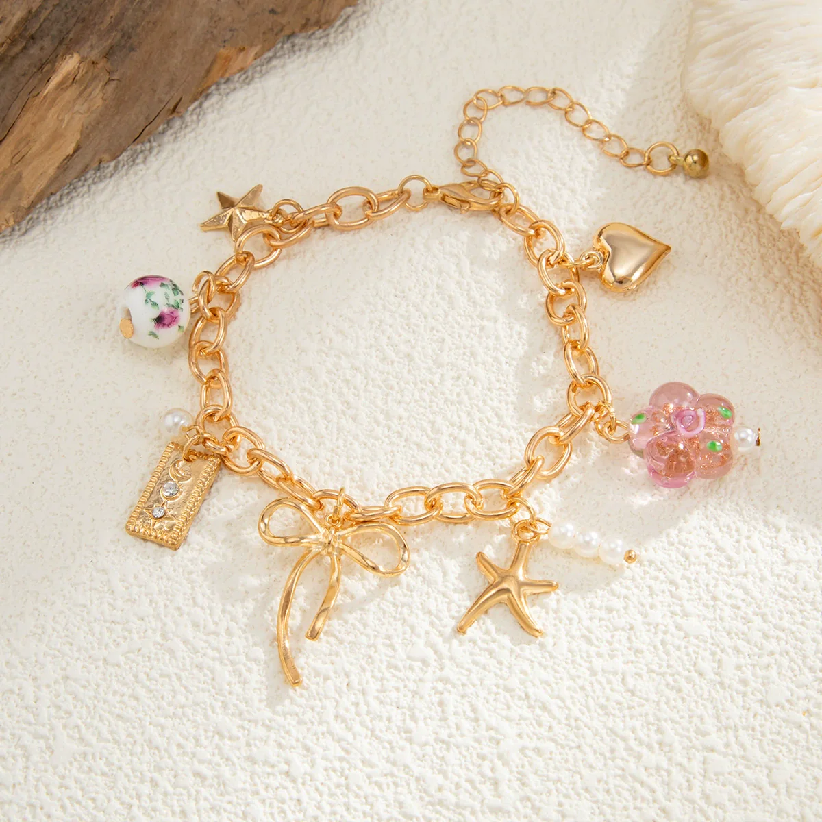 Alloy Sweet Style Heart And Star Shaped Pendant Necklace With Electroplating For Women - Image 4