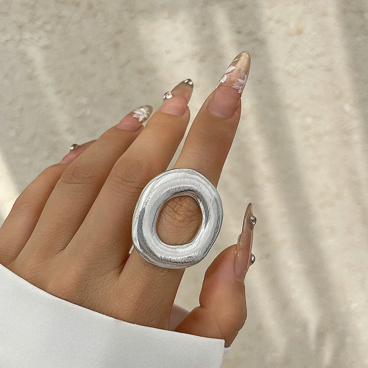 Alloy Women's Fashion Ring With Bow And Geometric Pattern Irregular Water Drop Shape Electroplated - Image 11