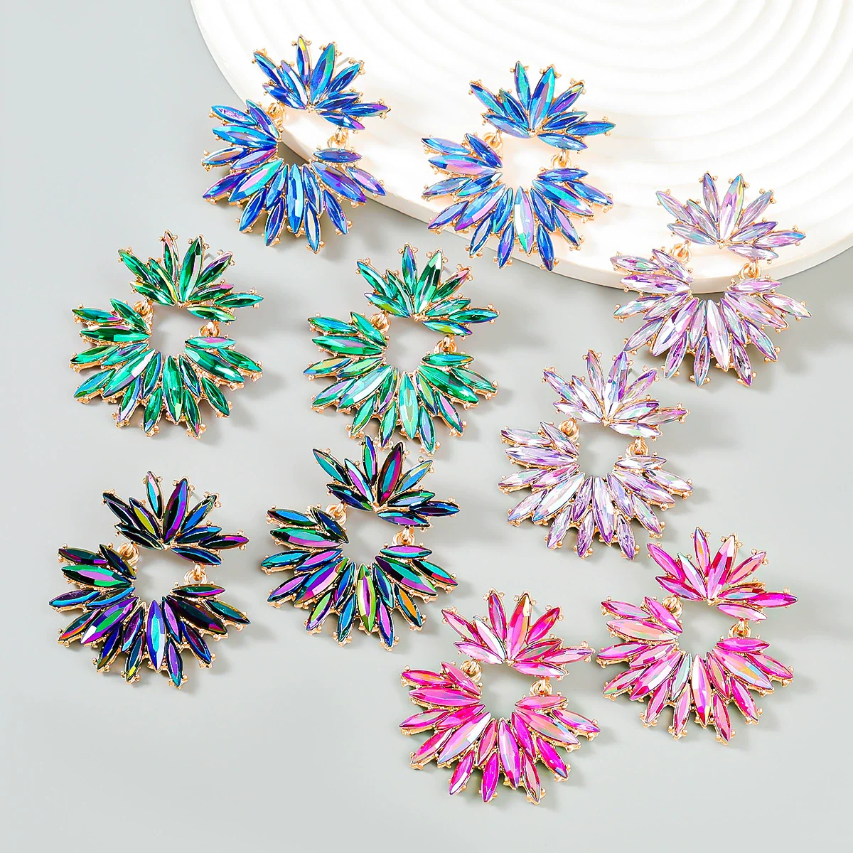 Alloy Women's Geometric Flower Diamond Earrings