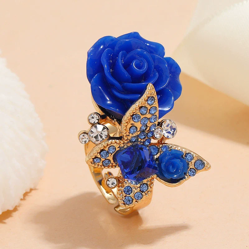 Alloy Women's Rose And Butterfly Ring With Flower Pattern And Diamond Design - Image 11