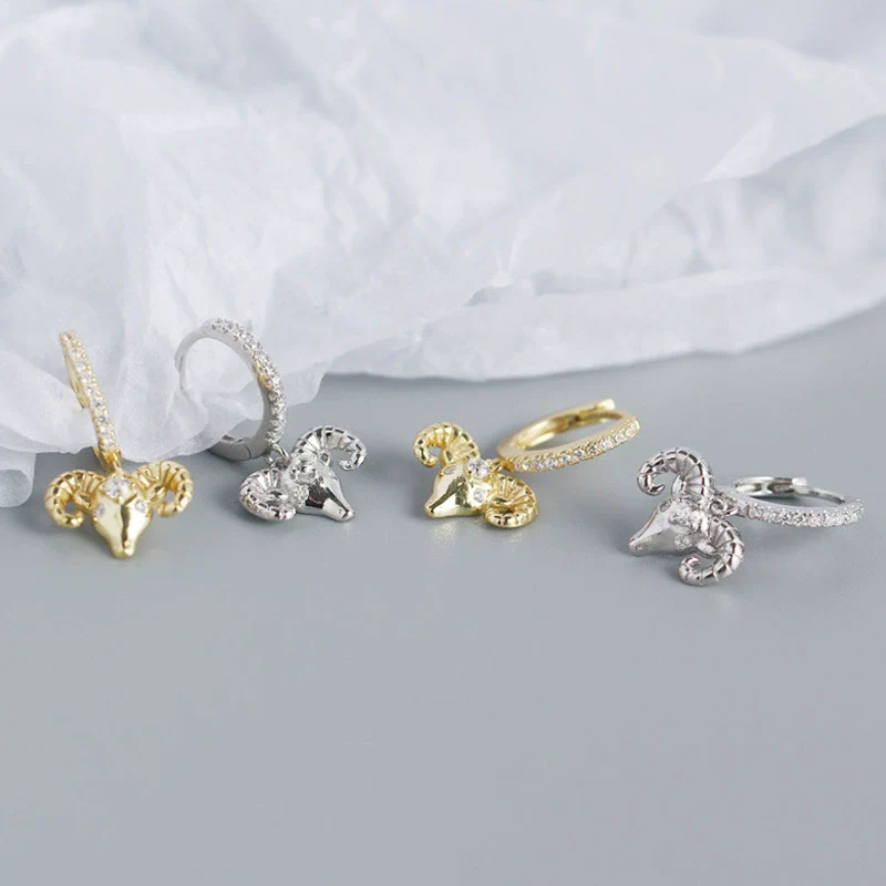 Animal Ear Buckle Sheep Head Diamond S925 Sterling Silver Electroplated Earrings - Image 3