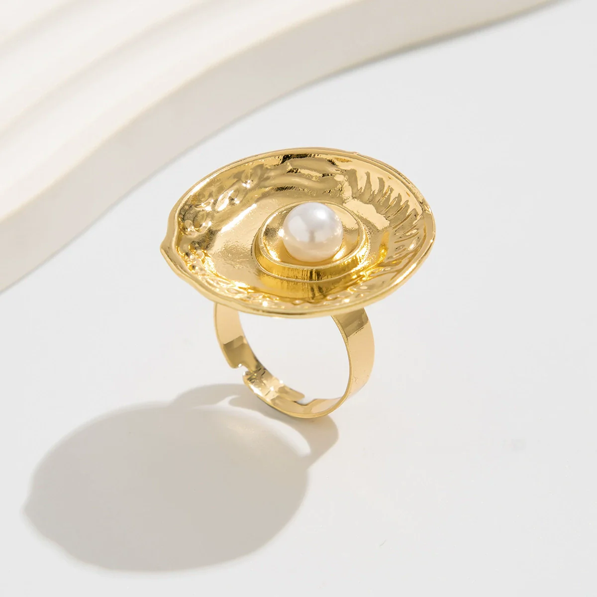 Baroque Style Metal Imitation Pearl Pleated Flower Ring For Women With Electroplating - Image 14
