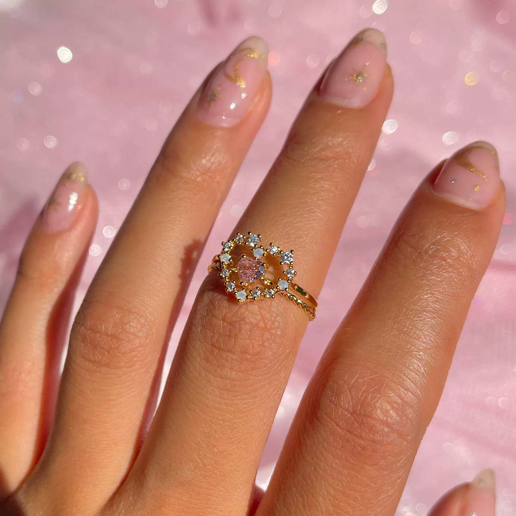 Brass Copperplated 18K Gold Heart Shape Ring Hand Jewelry With Microset Diamond For Women - Image 2