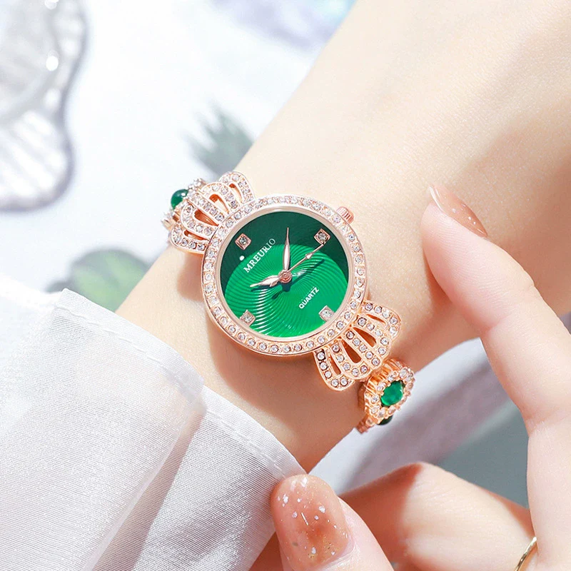 Chalcedony Metal Alloy Women's Fashion Watch With Flattop Tapered Crown And Jewelry Buckle