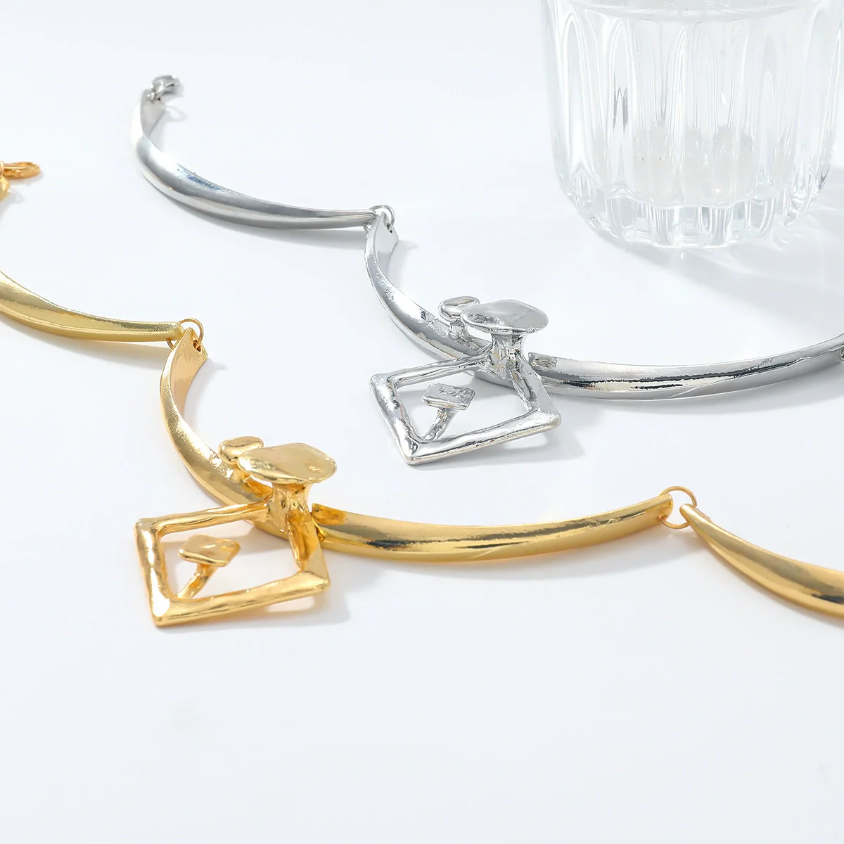 Choker Alloy Geometric Round Electroplating Women's Hiphop Punk Retro Exaggerated - Image 3