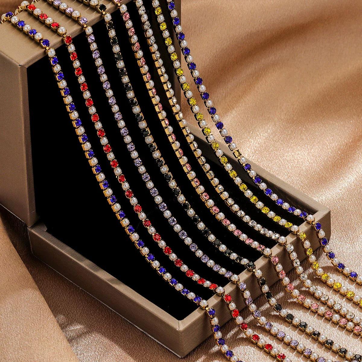 Clothing Accessories Stainless Steel Crystal Pearl Claw Chain Square Electroplated Jewelry Chain - Image 4