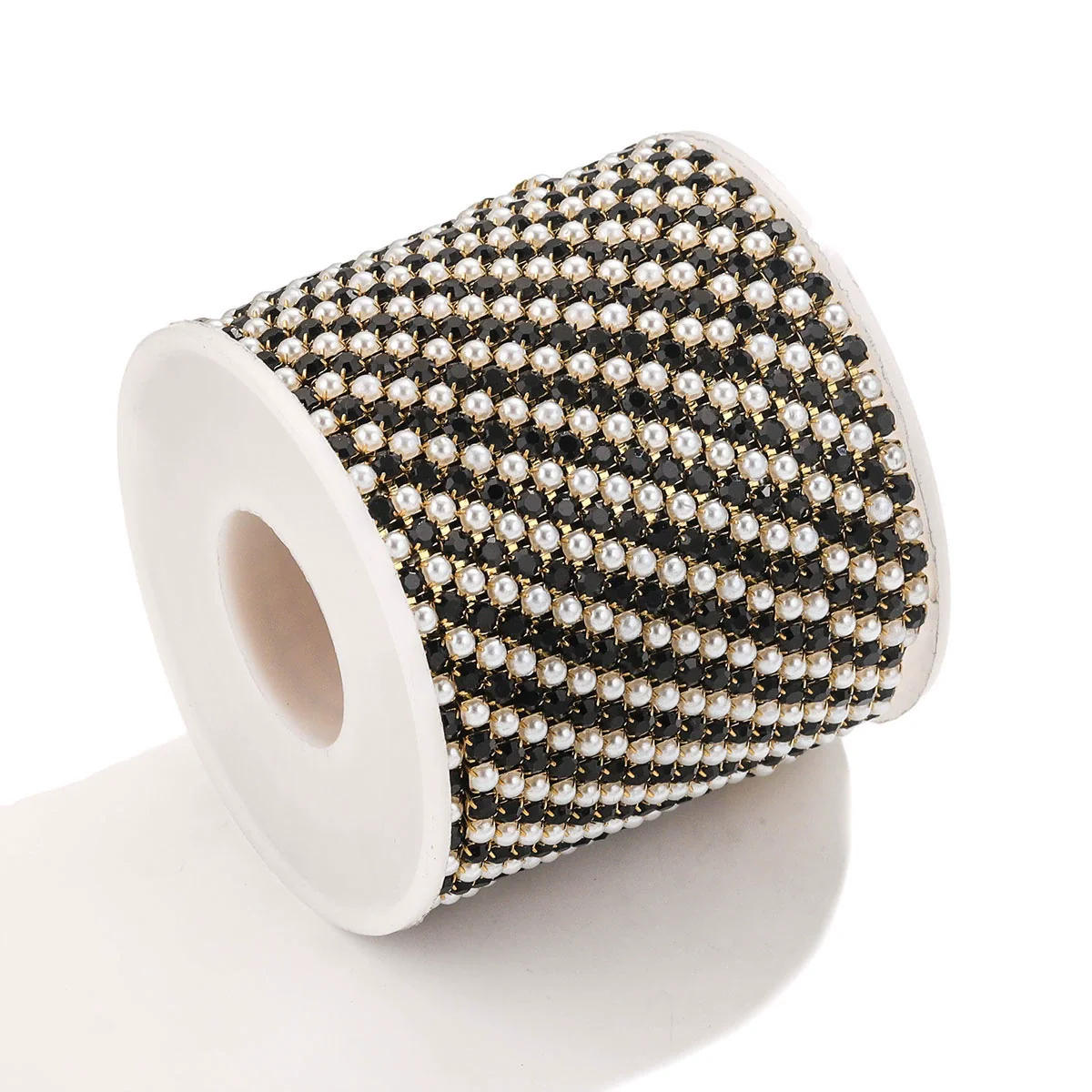 Clothing Accessories Stainless Steel Crystal Pearl Claw Chain Square Electroplated Jewelry Chain - Image 9