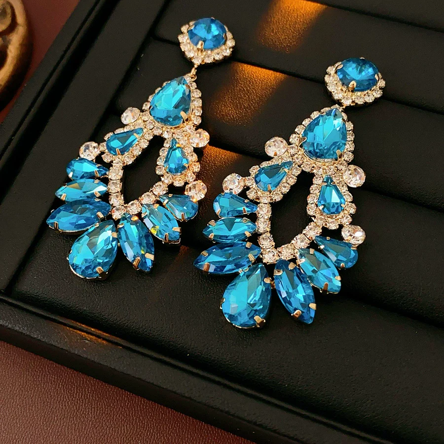 Copper Geometric And Drop Shape Tassel Earrings Set With Diamonds For Women - Image 6