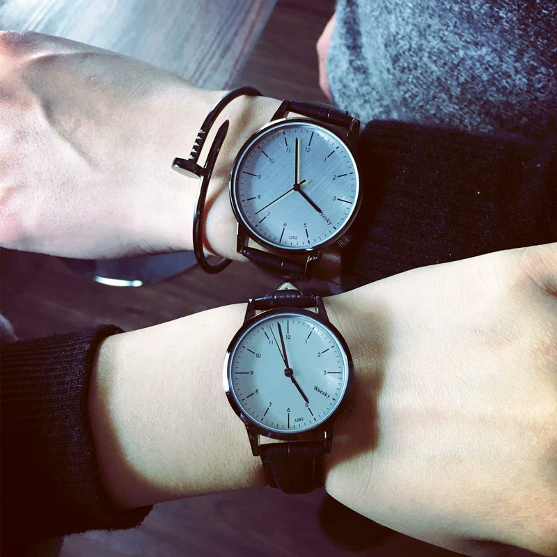 Couple Fashion Retro Belt Quartz Watch Metal Case Genuine Leather Strap Round Dial - Image 3