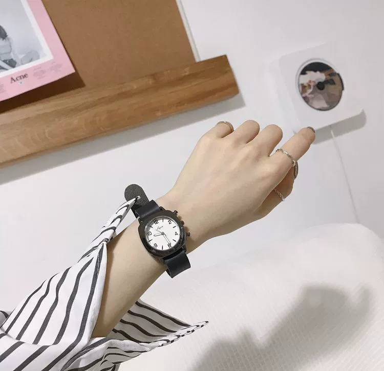 Couple Watch Alloy Case Imitation Leather Strap Square Dial Leisure Style - Image 9