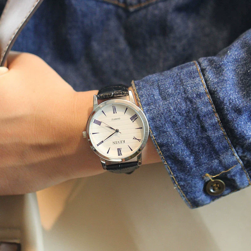 Couple's Genuine Leather And Alloy Watch Round Dial Pin Buckle Style - Image 3
