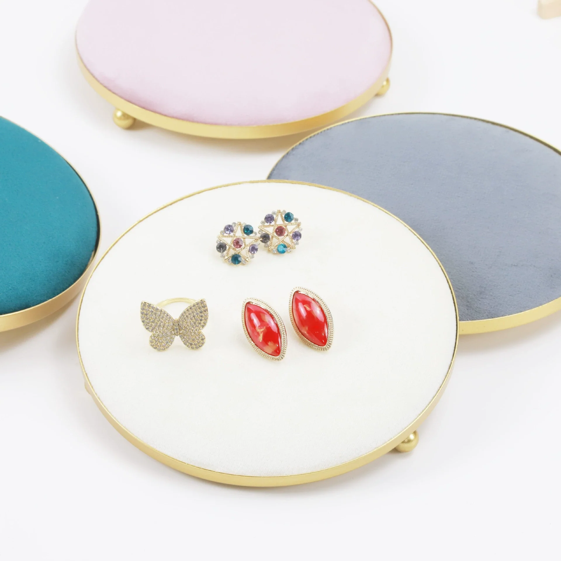 Creative Metal And Suede Jewelry Rack Highend Splicing Style For Ring Necklace Bracelet Pendant