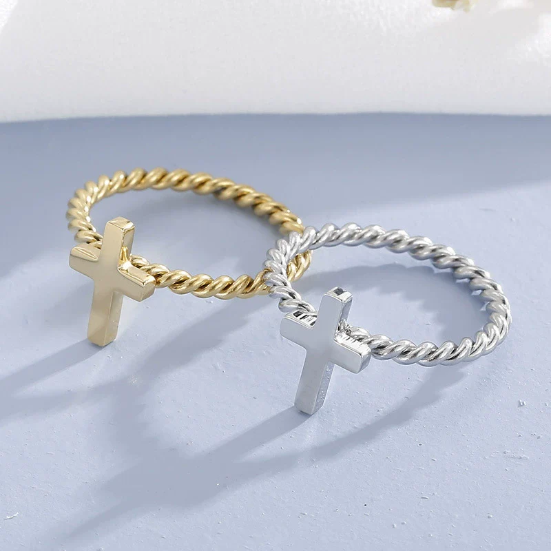 Creative Trend Cross Ring Twist Couple Gift Titanium Steel Geometric Ring - Image 4