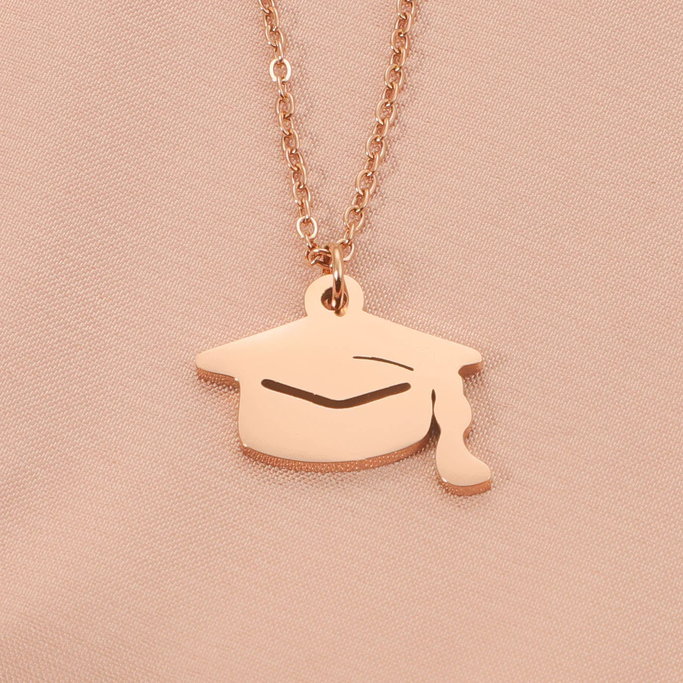 Doctor Hat Necklace Jewelry Stainless Steel Titanium Steel Ushaped Electroplating O Word Chain Unisex Versatile - Image 8