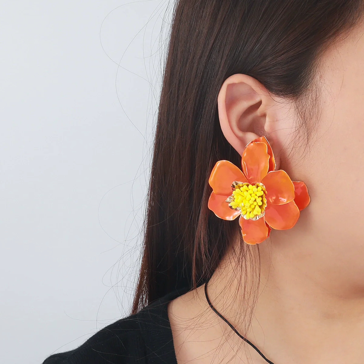 Dopamine Rose Red Women's Exaggerated Highend Earrings Zinc Alloy Flower Electroplated - Image 3