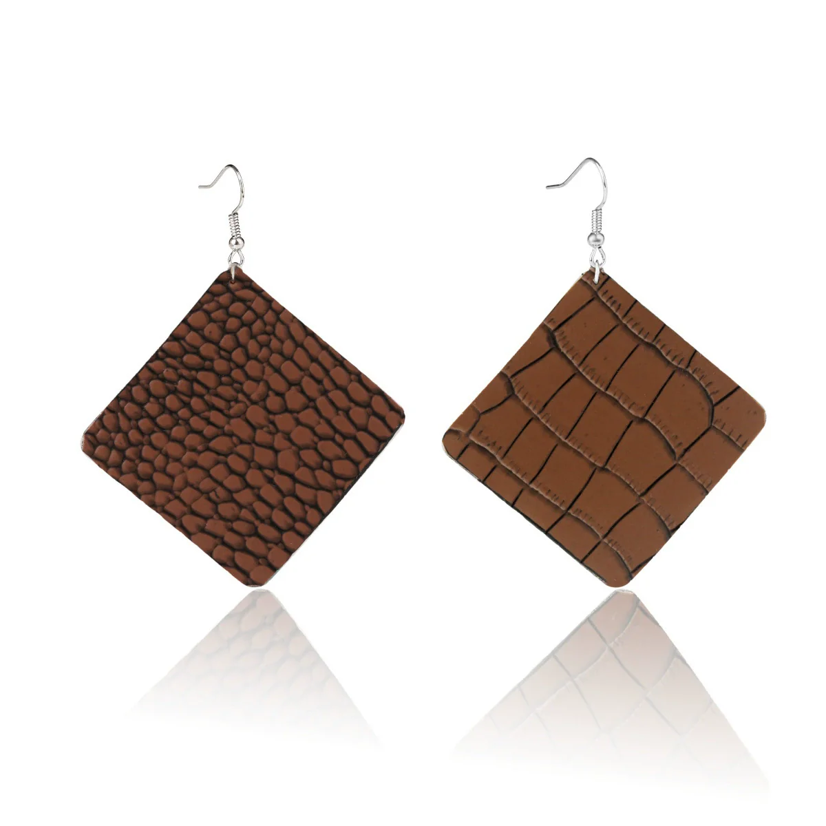 Doublelayer Teardropshaped Pu Leather Women's Earrings With Printing - Image 15