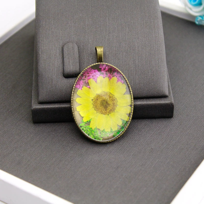 Dried Flower Necklace Glass And Glaze Pendant Pu Wax Rope Chain Drop Shape Minimalist And Geometric Style - Image 7
