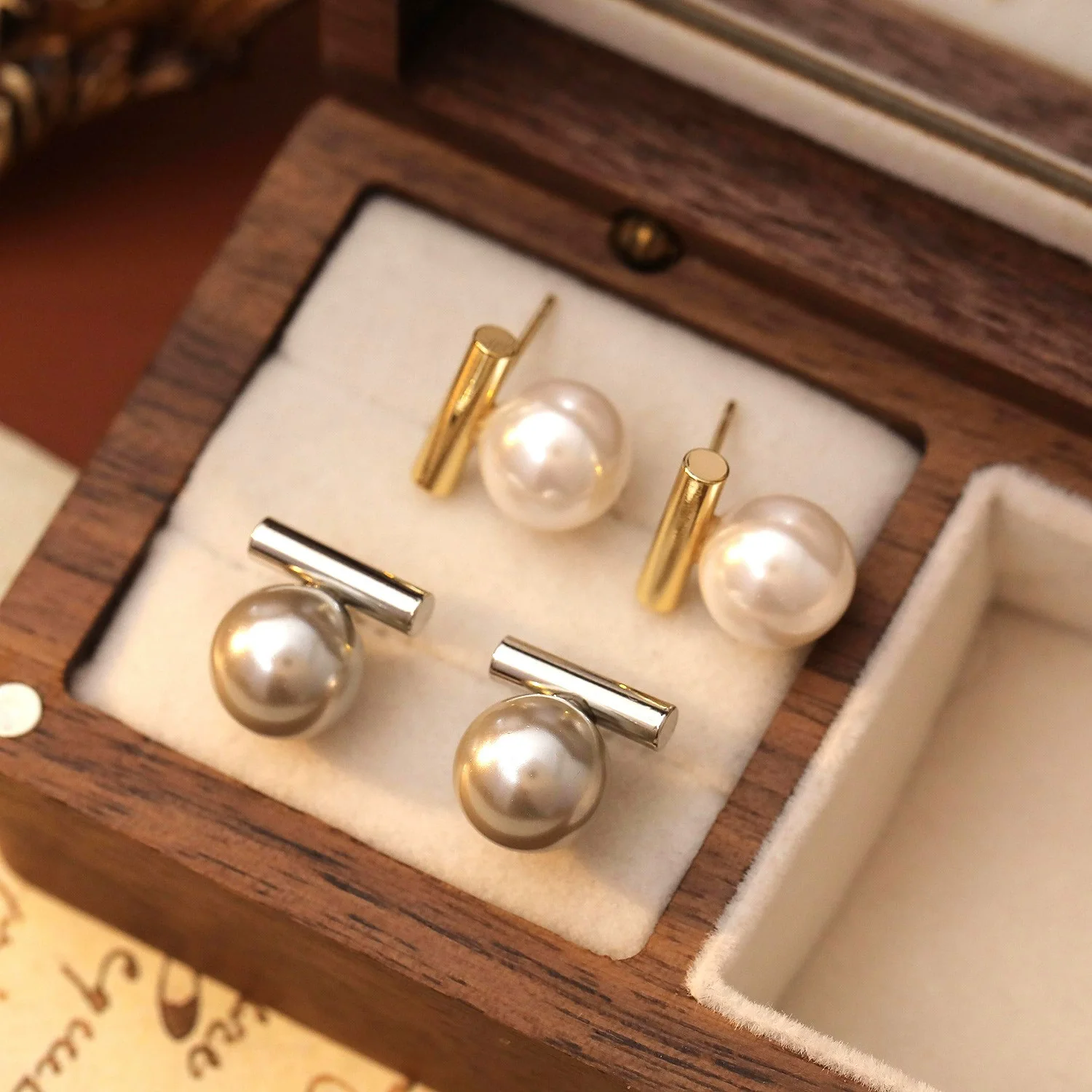 Earrings 925 Silver Copper Geometric Grey Pearl Electroplating For Women - Image 3