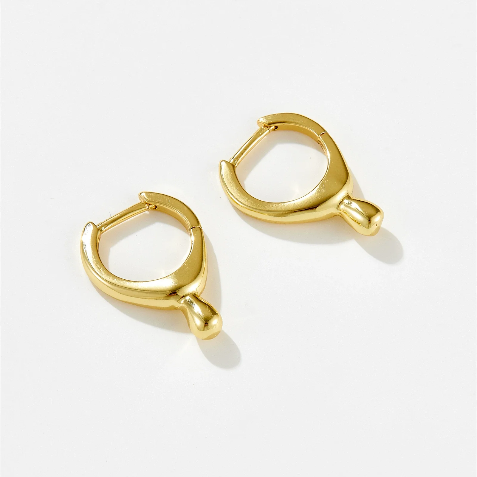 Earrings Copper Zircon Inlaid Electroplated Platinum 18K Gold Classic Highend Niche Design - Image 2