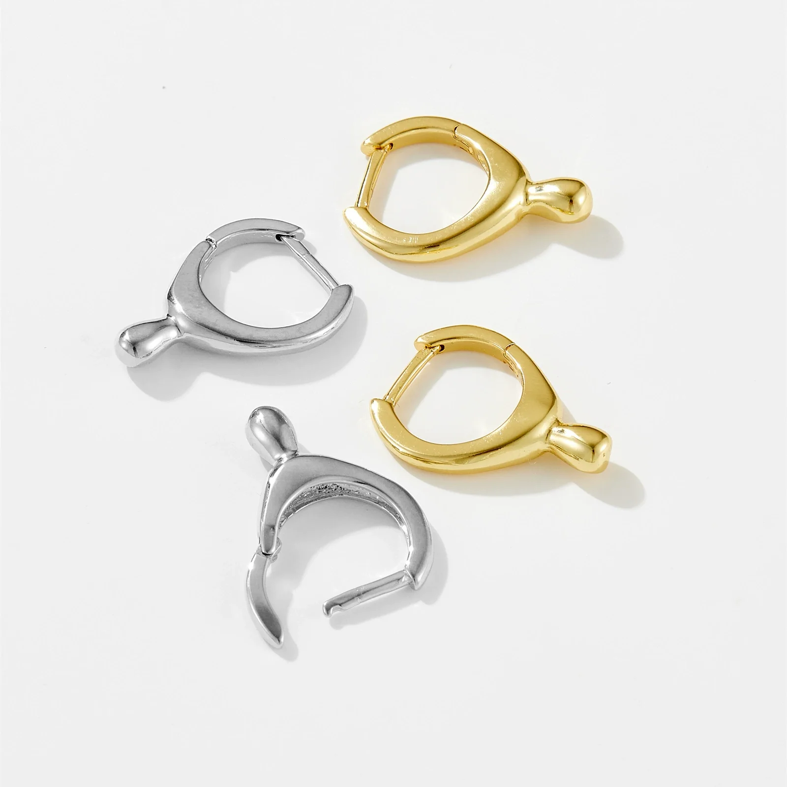 Earrings Copper Zircon Inlaid Electroplated Platinum 18K Gold Classic Highend Niche Design - Image 3