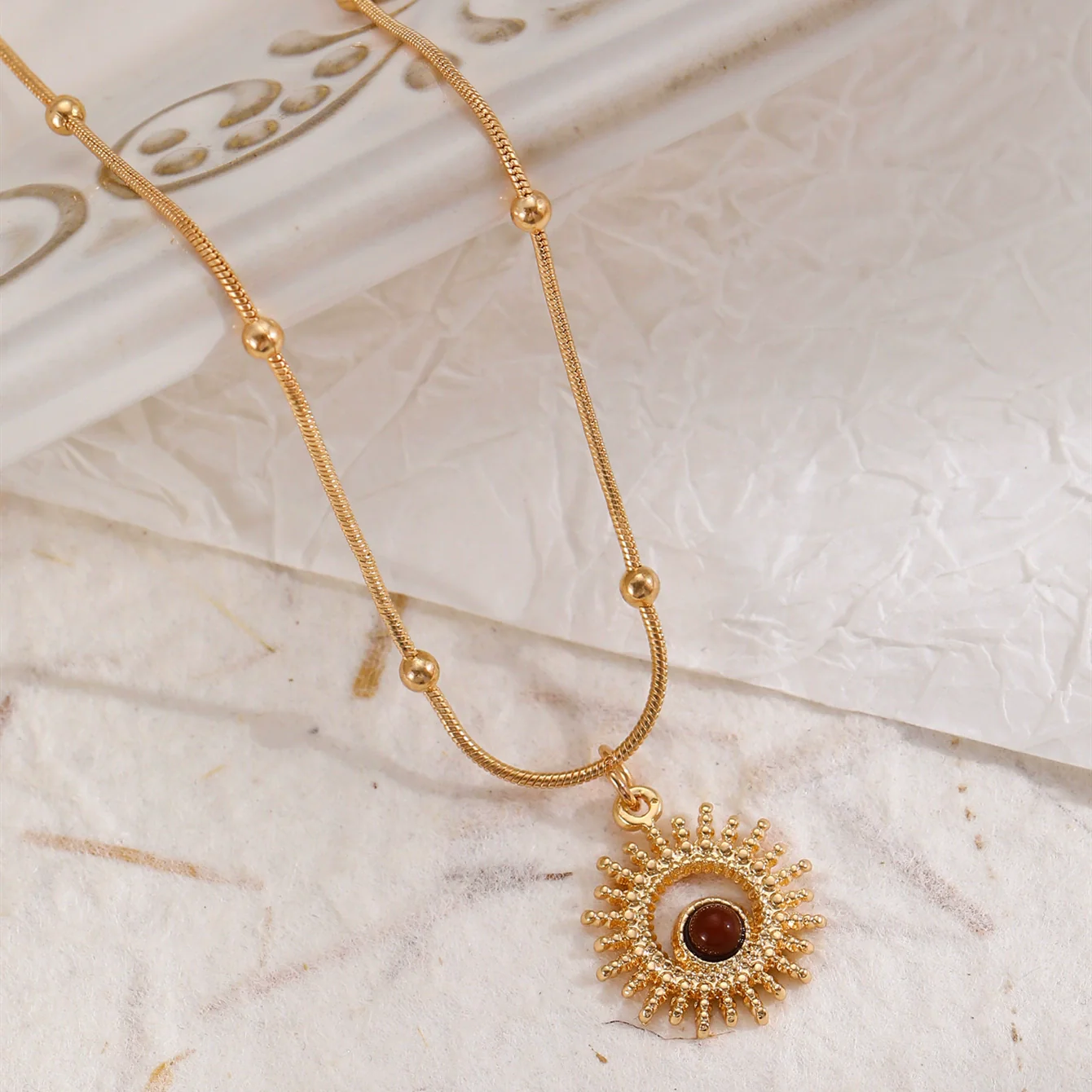 Elegant Oval Tiger Eye Women's Niche Light Luxury Maillard Style Alloy Necklace With Ball Chain And Electroplating - Image 8