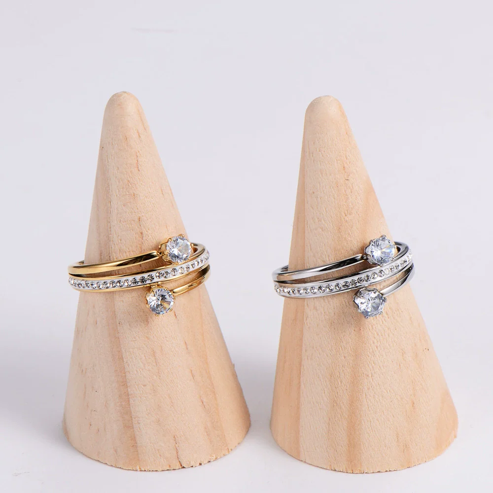 Elegant Spiral White Mud Inlaid Zircon Stainless Steel Finger Ring For Women - Image 4