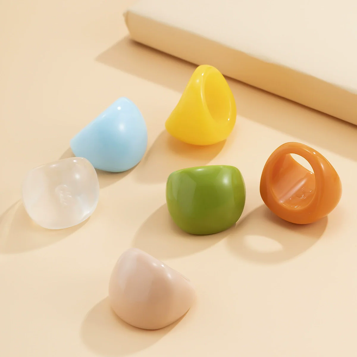 Exaggerated Fashion Candy Color Acrylic Geometric Ring Jewelry For Women - Image 4