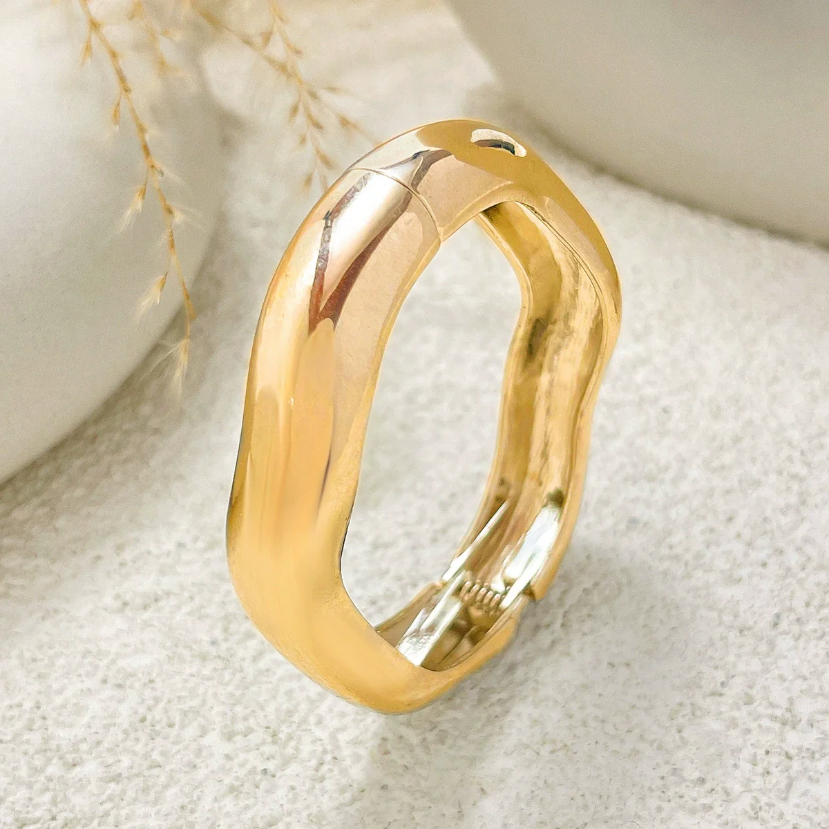 Exaggerated Geometric Metal Electroplated Irregular Wave Wide Spring Bracelet - Image 8