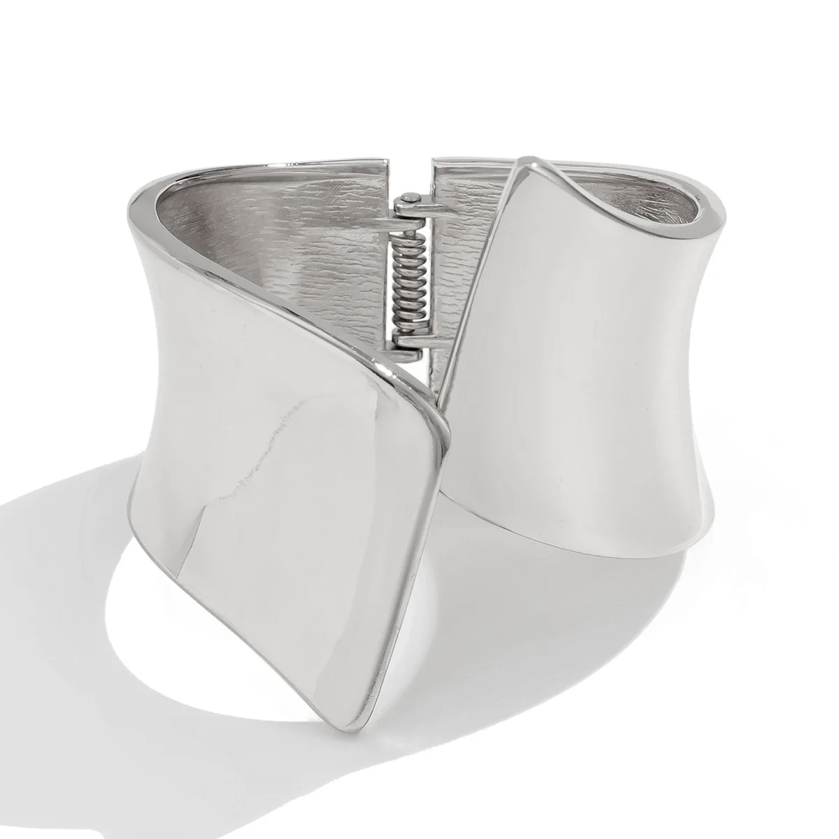 Exaggerated Irregular Square Alloy Bracelet With Electroplating - Image 5
