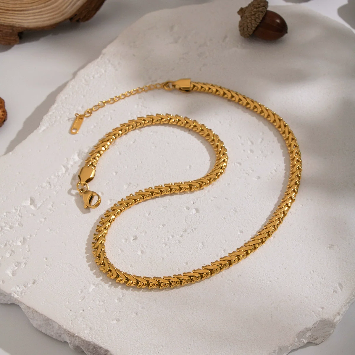 Exaggerated Stylish Geometric Snake Bone Whip Stainless Steel 18K Real Gold Plated Thick Chain Necklace For Women - Image 2