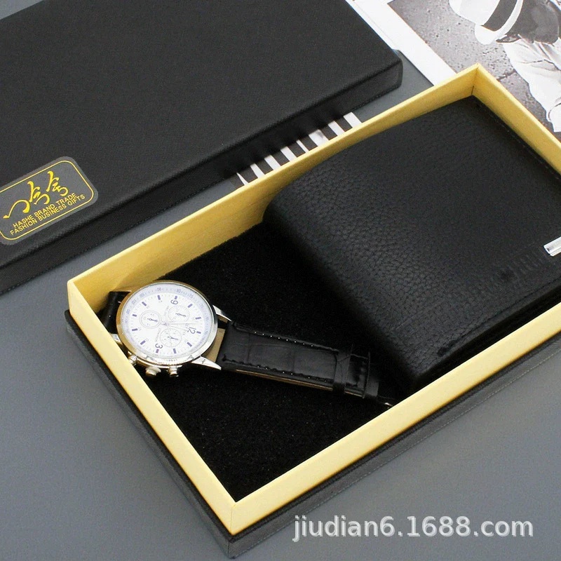 Fashion Alloy And Ordinary Glass Men's Round Dial Blue Light Wrist Watch With Horseshoe Buckle And Onion Crown - Image 17
