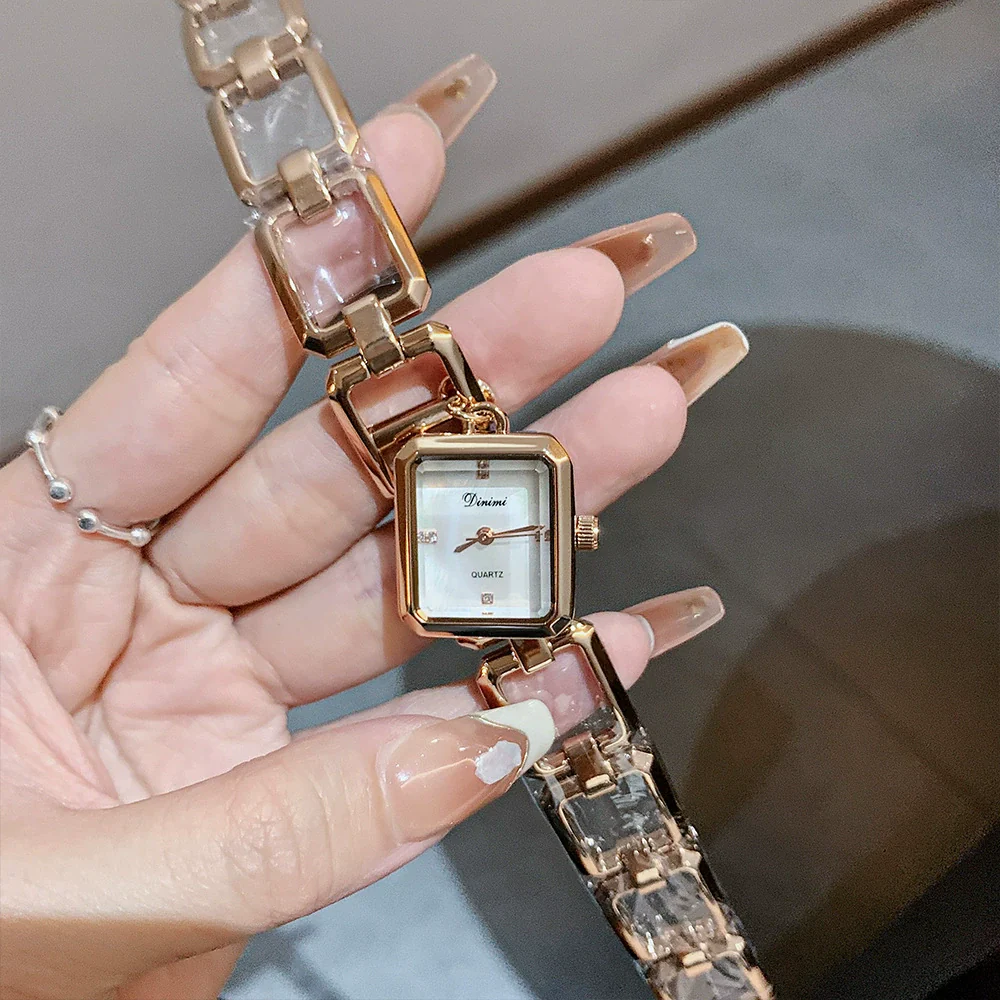 Fashion Alloy Square Hollow Bracelet Quartz Watch With Rhinestones And Retro Temperament For Female - Image 2