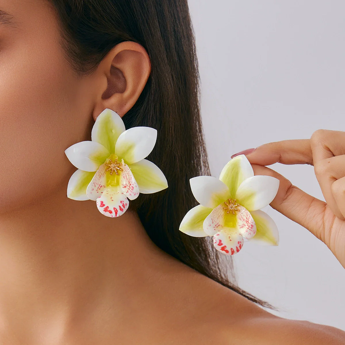 Fashion Artificial Flower Necklace Choker Handmade With Skin Wax Thread And Fabric Flowers - Image 11