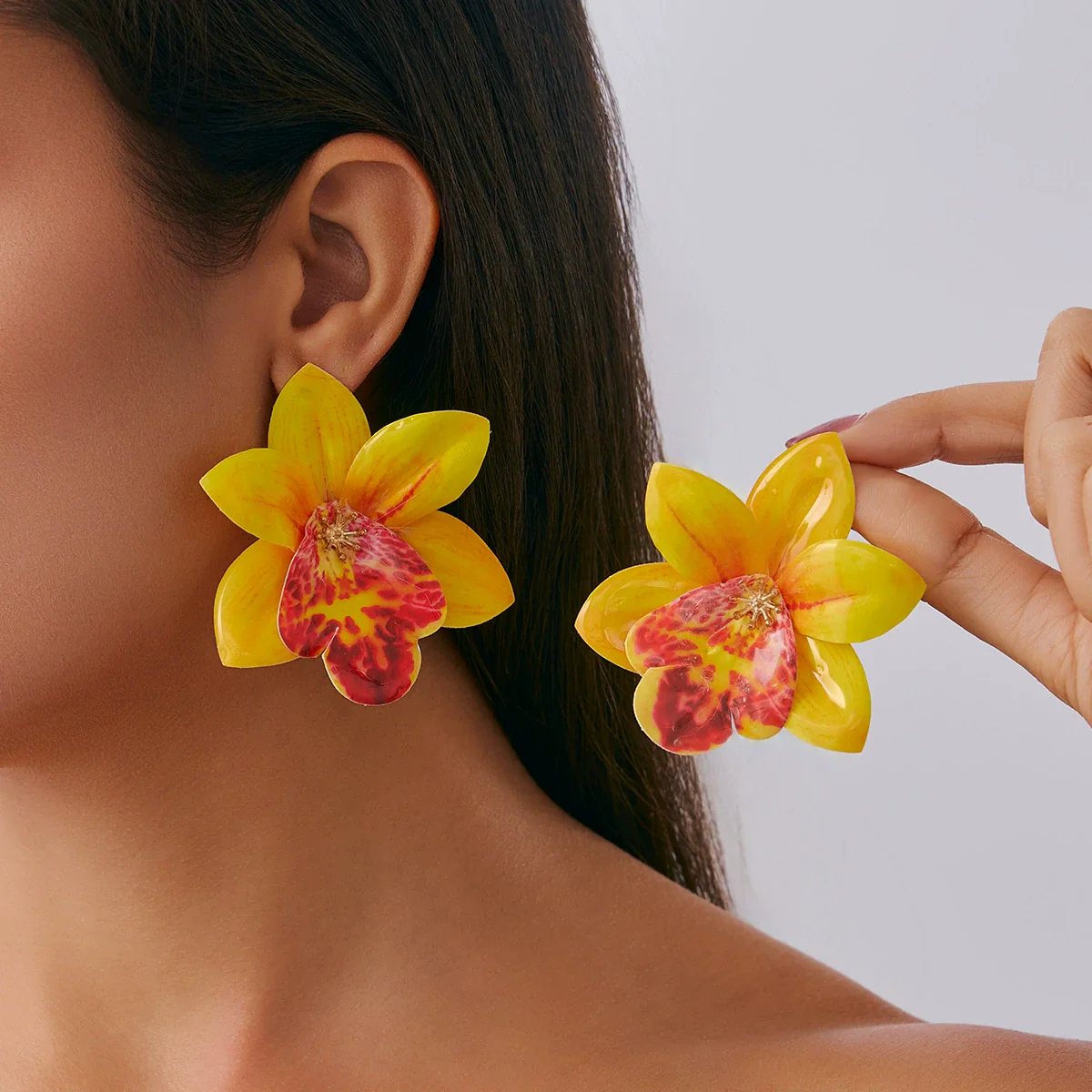 Fashion Artificial Flower Necklace Choker Handmade With Skin Wax Thread And Fabric Flowers - Image 12