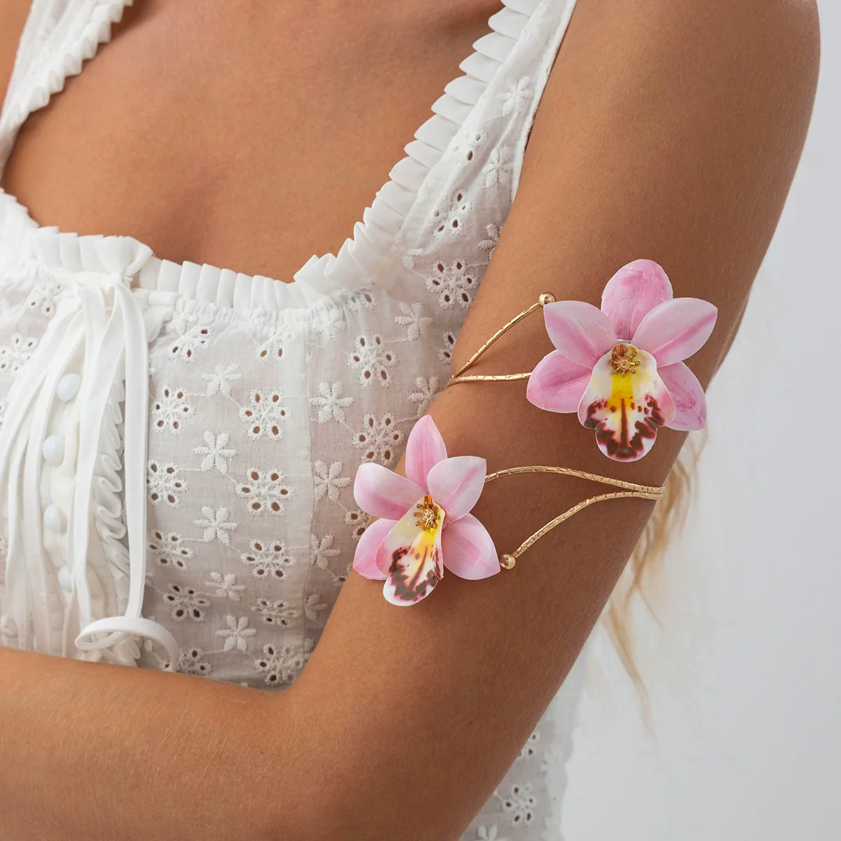 Fashion Artificial Flower Necklace Choker Handmade With Skin Wax Thread And Fabric Flowers - Image 16