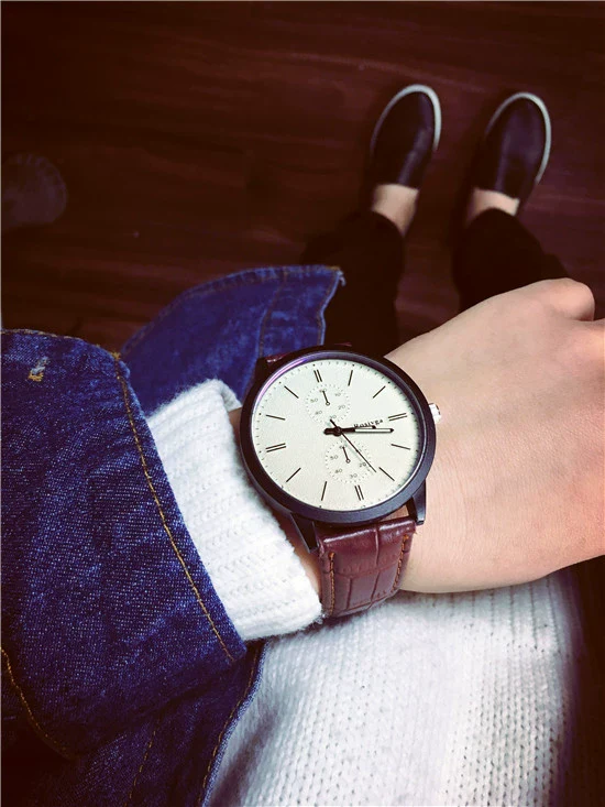 Fashion Casual Quartz Watch For Couple Metal Case Imitation Leather Strap Round Dial - Image 3