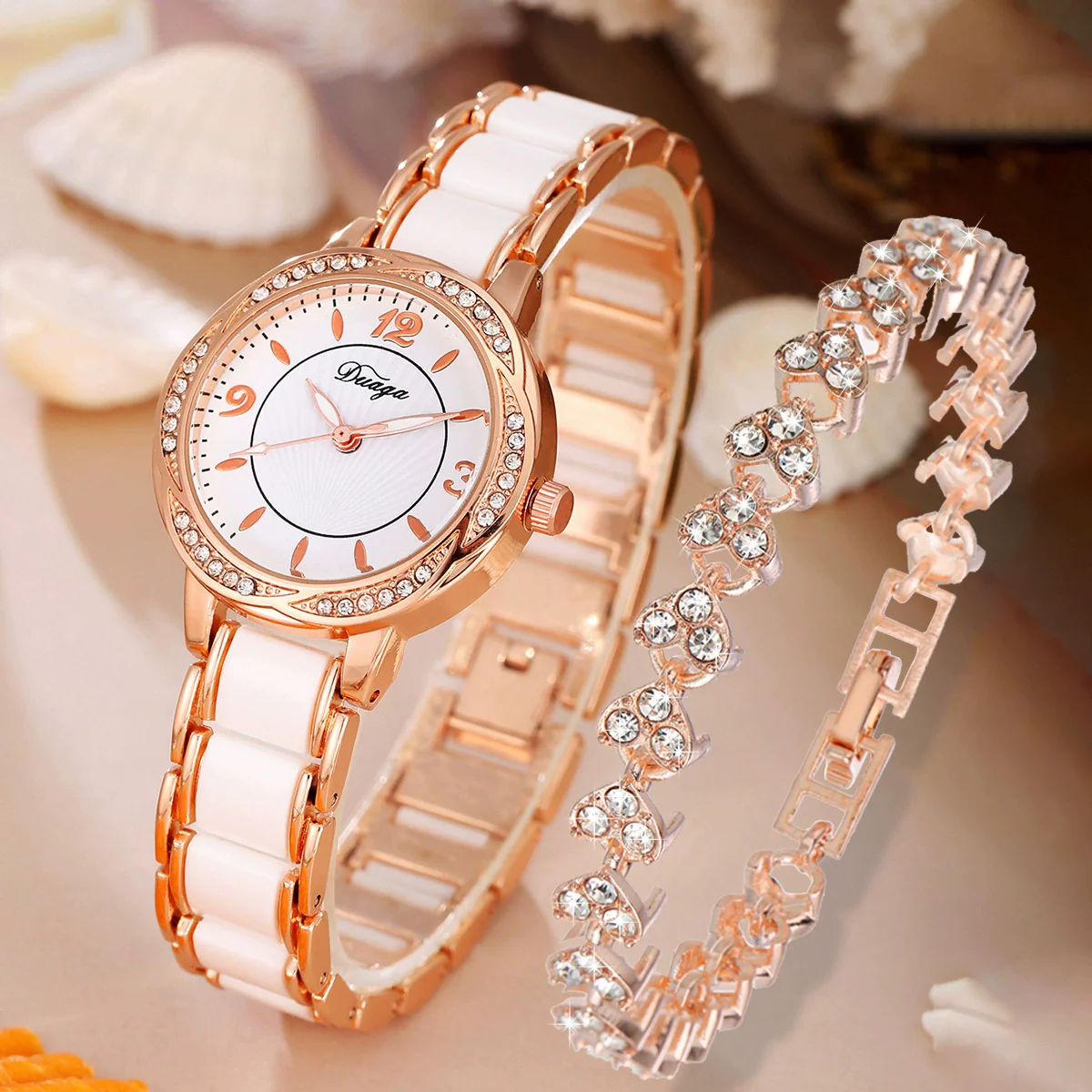 Fashion Casual Women's Watch Lace Round Alloy Case Quartz