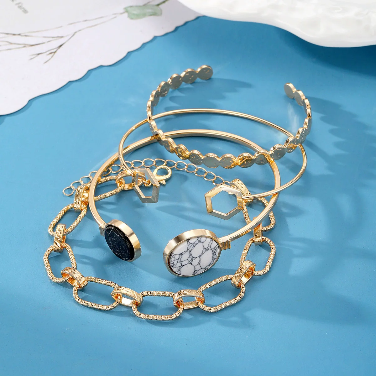 Fashion Creative Round Love Cross Alloy Vintage Diamond Electroplated Bracelet - Image 2
