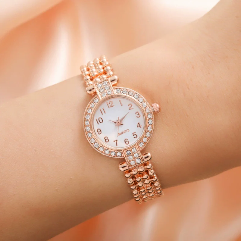 Fashion Diamondencrusted Women's Metal Watch With Round Dial - Image 3