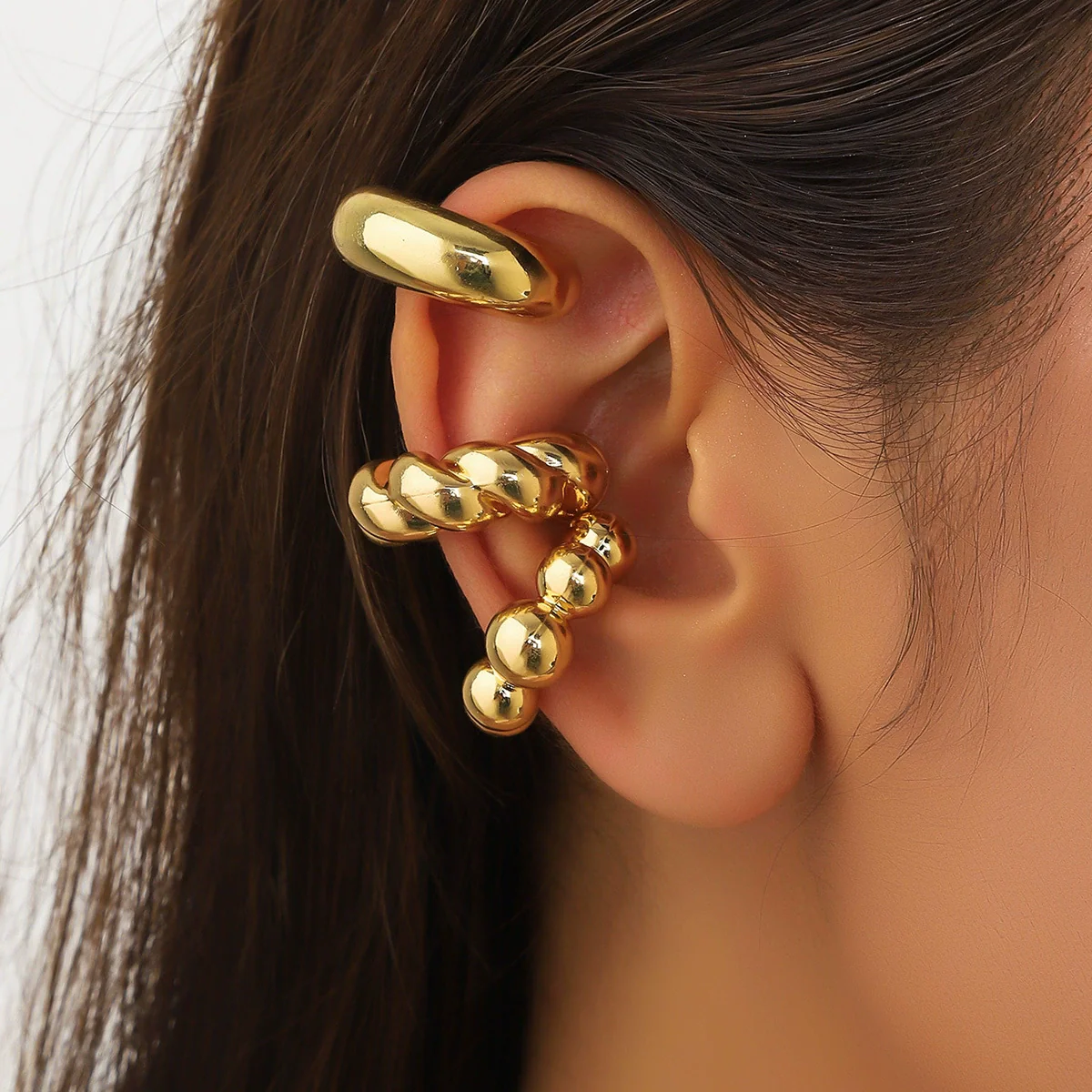 Fashion Exaggerated Cshaped Acrylic Ear Clip For Women With Wave And Geometric Patterns