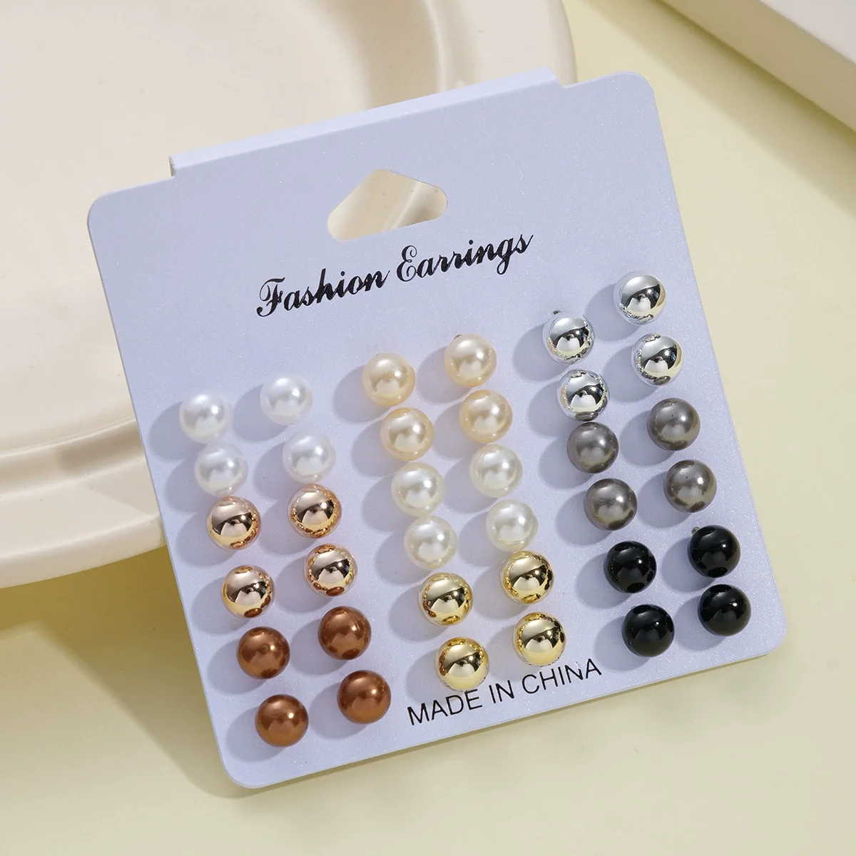 Fashion Geometric Stud Earrings Pearl Electroplated Minimalist Style Unisex Metal - Image 3