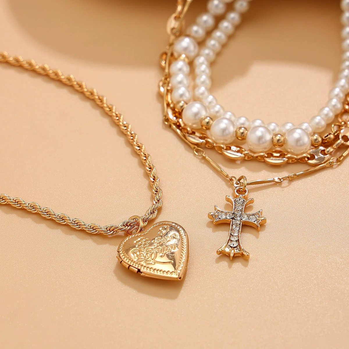 Fashion Ins Diamond Cross Peach Heart Minimalist Alloy Iron Chain Imitation Pearl Beaded Electroplating Geometric Clavicle Necklace For Women - Image 4