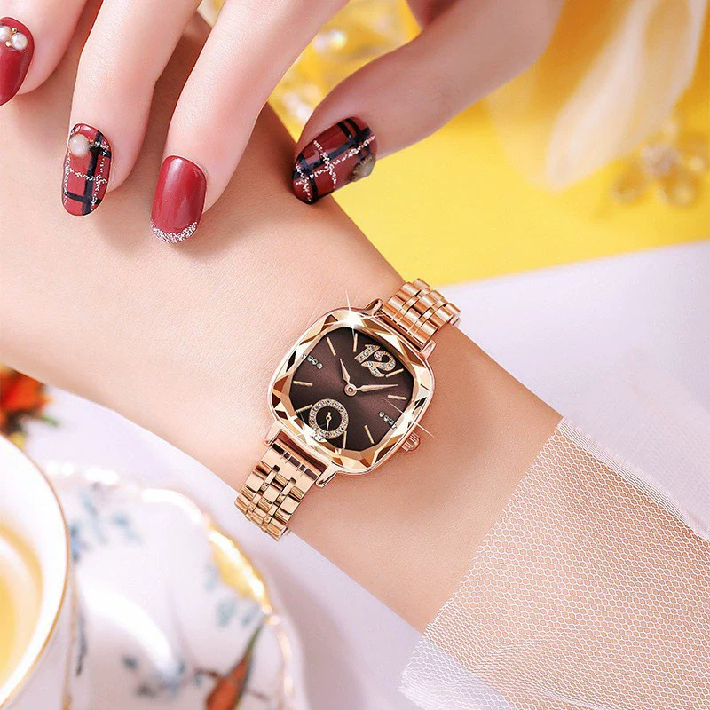 Fashion Ladies Alloy Quartz Round Dial Star Flower Diamond Bracelet Watch - Image 3