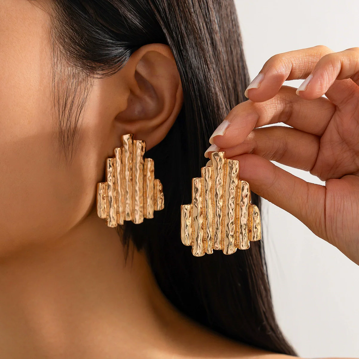 Fashion Metallic Electroplated Geometric Zinc Alloy Earrings For Women - Image 14
