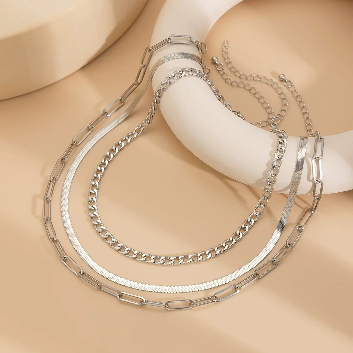 Fashion Metallic Snake Bone Chain Necklace Geometric Iron Copper Electroplated For Women - Image 4