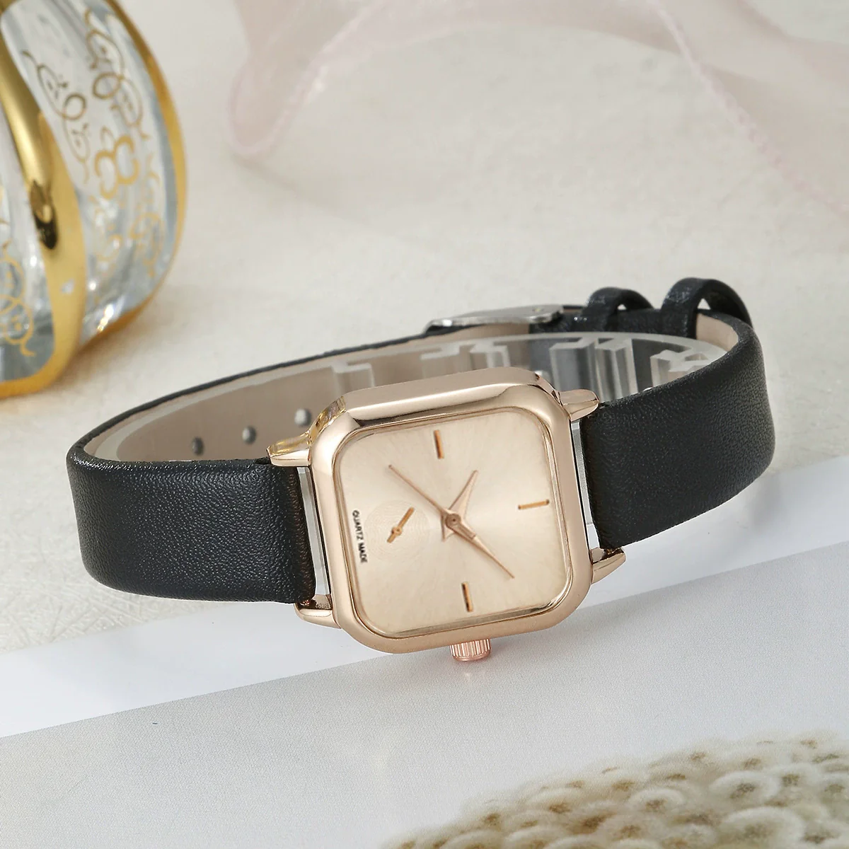 Fashion Simple Business Square Alloy Rhinestone Jewelry Pu Strap Quartz Watch For Female - Image 11