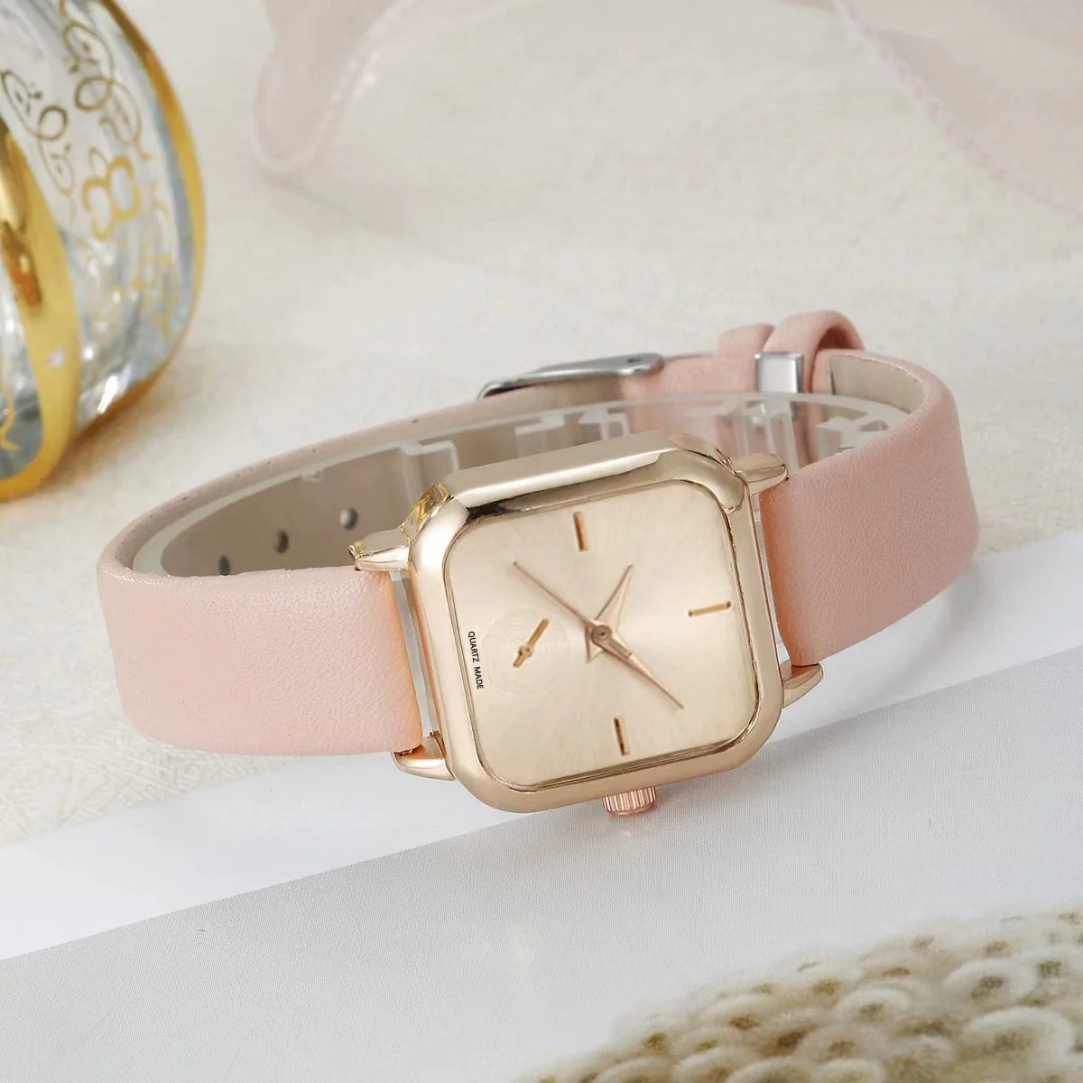 Fashion Simple Business Square Alloy Rhinestone Jewelry Pu Strap Quartz Watch For Female - Image 9