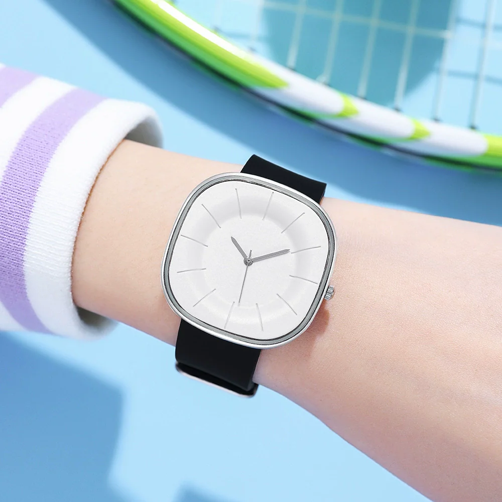 Fashion Simple Square Cartoon Casual Quartz Watch For Women Alloy Case Silicone Strap