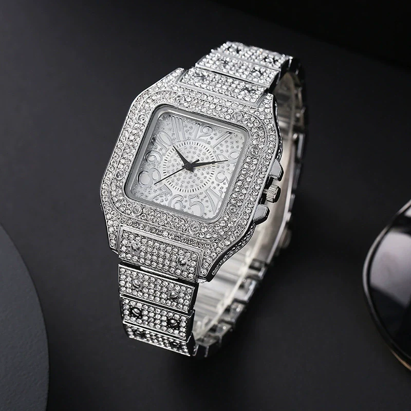 Fashion Square Alloy Women's Quartz Watch - Image 3