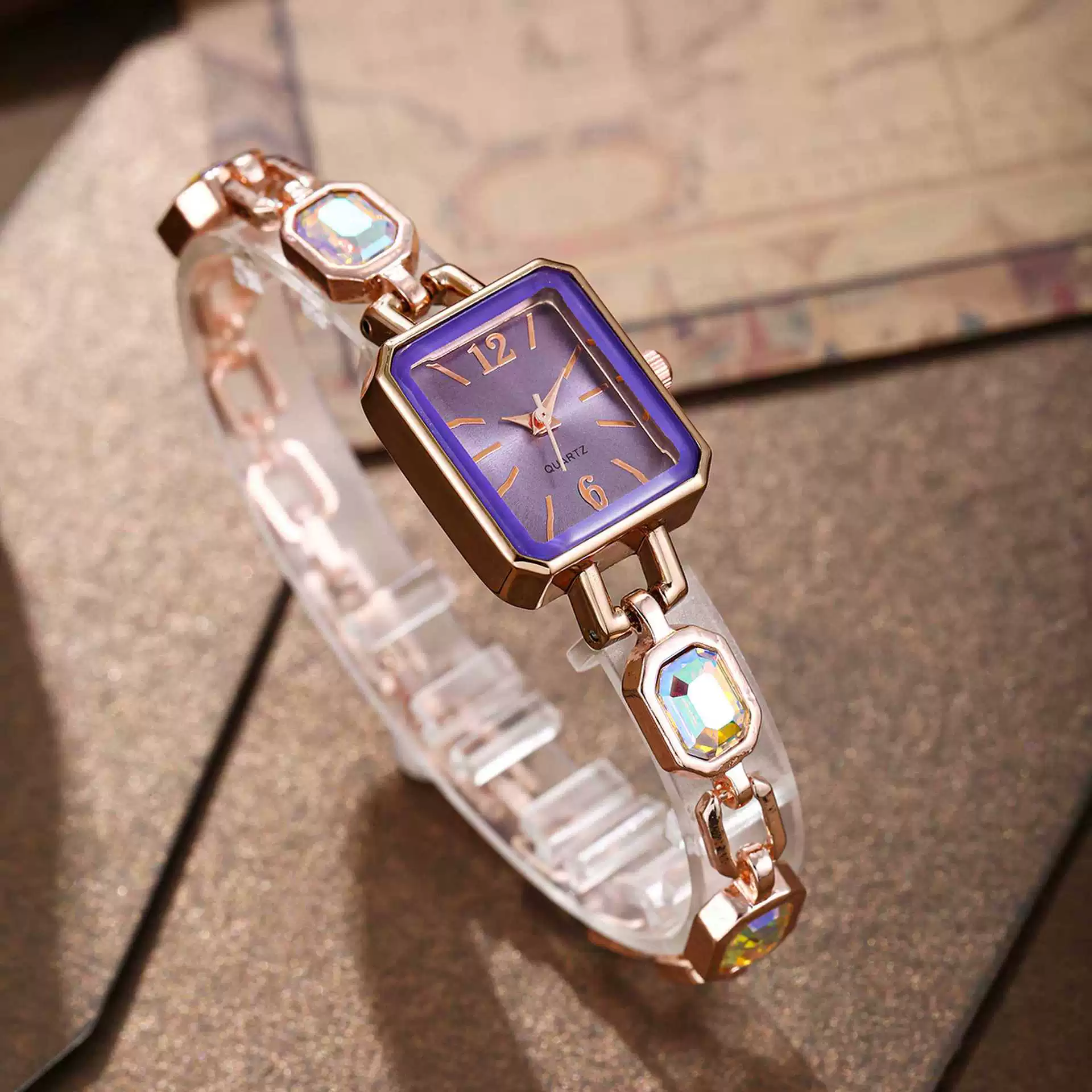 Fashion Women's Alloy Bracelet Watch With Square Dial And Colorful Gemstone - Image 6